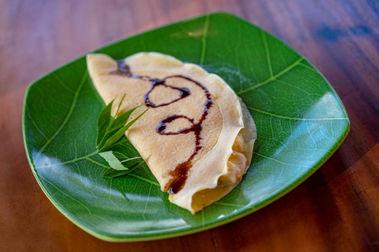 Surya Maha Bungallo Toyapakeh エクステリア 写真